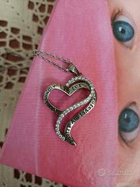 collana con ciondolo a cuore
