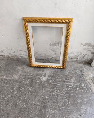 3 cornici in legno effetto dorato 