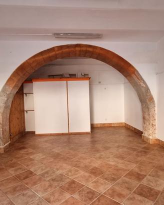 Locale uso ufficio in posizione centralissima