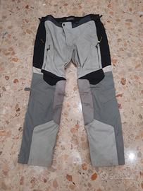 Pantaloni bmw taglia XL