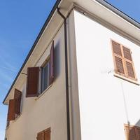 Casa indipendente a Parma, 6 locali
