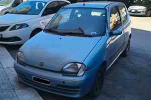 Fiat 600 (Seicento) del 1997