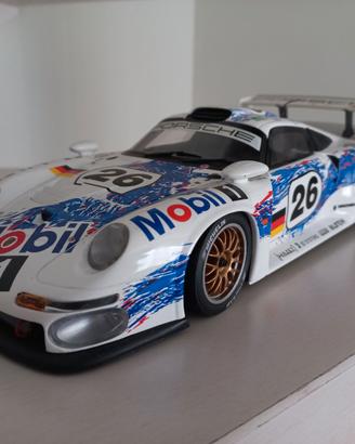Porsche 911 GT1 1:18 UT Models