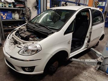 Ricambi LANCIA MUSA 1368cc benzina del 2009