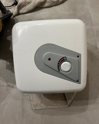 Scaldabagno elettrico Bandini 15 lt litri Tecnomat