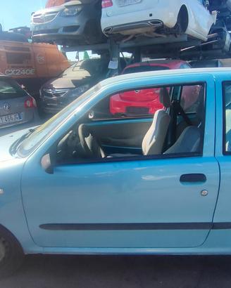 FIAT 600 2005 PORTA ANTERIORE SX