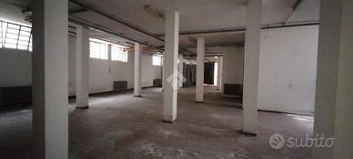 DEPOSITO A GARBAGNATE MILANESE