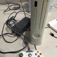 Xbox 360 120GB + Joypad + Batteria + Cuffie