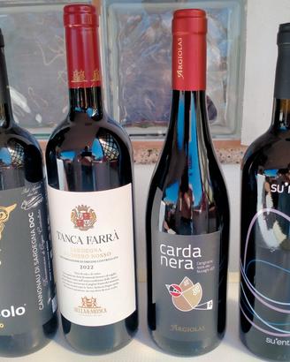 bottiglie di ottimi vini rossi sardi 