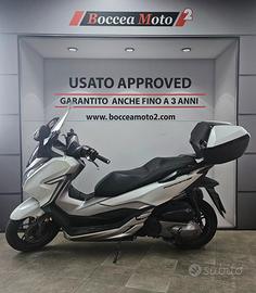 Honda Forza 300