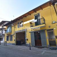 MONOLOCALE IN CENTRO PAESE