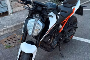 moto KTM DUKE 125