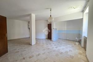 3 LOCALI A ROMANO DI LOMBARDIA