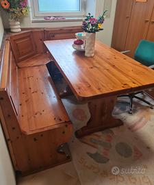 Panca tavolo mobile vetrina angolo stube in legno