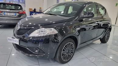 LANCIA Ypsilon 1.2 69 CV 5 porte Gold