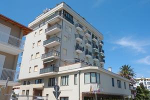 Veduta mare seconda fila