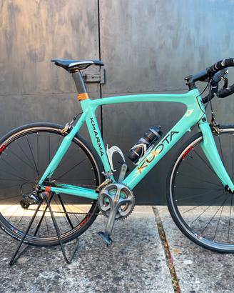 Kuota Kharma in carbonio