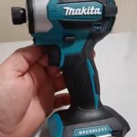Avvitatore Makita batteria e caricabatteria