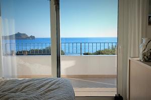 Panoramico con terrazza a 50mt dalla spiaggia