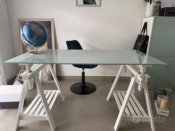 Scrivania Ikea in vetro - edizione limitata