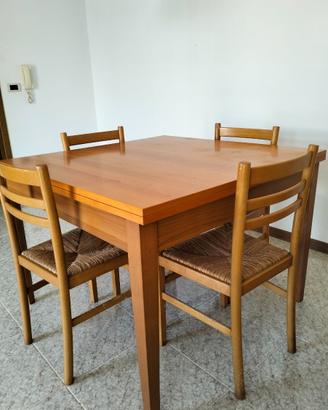 Tavolo allungabile (senza sedie)