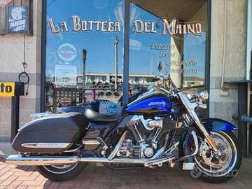 Harley-davidson Road King C.V.O. FLHRSE4 2008