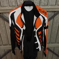 attrezzatura abbigliamento bici 