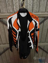 attrezzatura abbigliamento bici 