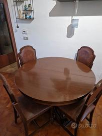 Tavolo rotondo allungabile con 5 sedie