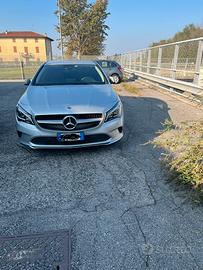 MERCEDES CLA 200d