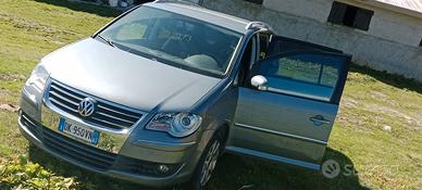 Volkswagen Tiguan 7 posti 