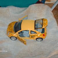 Modellino volkswagen maggiolino new beetle(1998)
