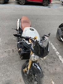 Triumph speed triple 1059 2006