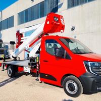 Nissan INTERSTAR + SOCAGE 24D SPEED