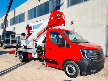 Nissan INTERSTAR + SOCAGE 24D SPEED