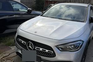 Gla 200d premium