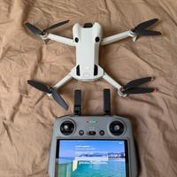 DJI Mini 4 Pro + Telecomando RC 2 (Pari al nuovo)