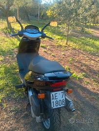 scooter Leonardo Aprilia