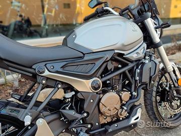 Voge Trofeo 300 ACX Scrambler in PROMO BEST VALUE 