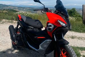 Aprilia SR GT 200 Sport