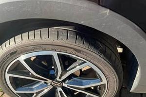 Gomme estive hankook ventus prime 3. 215/45/18