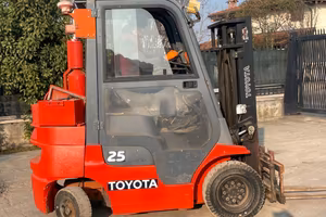 S79 Muletto 25 q Toyota