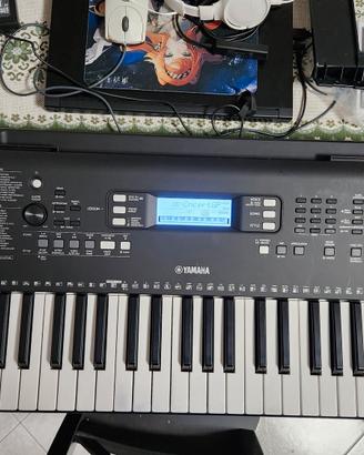 Tastiera Yamaha PSR-E373 scuola media