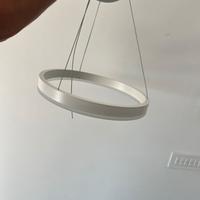 Lampadario LED a sospensione ad anello