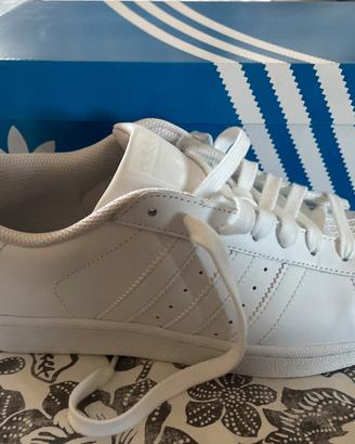 Adidas Superstar Foundation 42 2/3 nuove