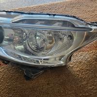 fanale anteriore lenticolare Peugeot 208 anno 2015