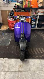 Vespa 50 special tanto Special