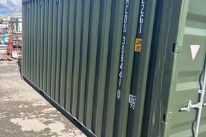 Container