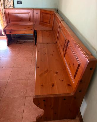 Tavolo e panca da taverna