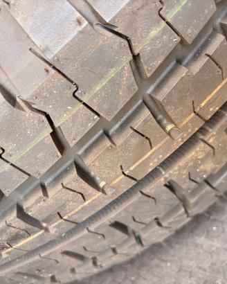205/65/16c 2 gomme